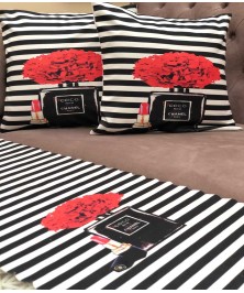 Table cloth with 2 Cushion Cover 