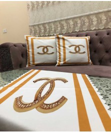 Table cloth with 2 Cushion Cover 