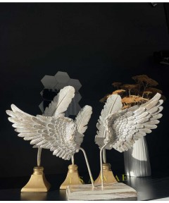 Eagle Resin Shape White & Gold 